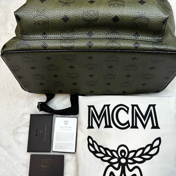 MCM Dark Green Logo Backpack - Picture 4 of 16